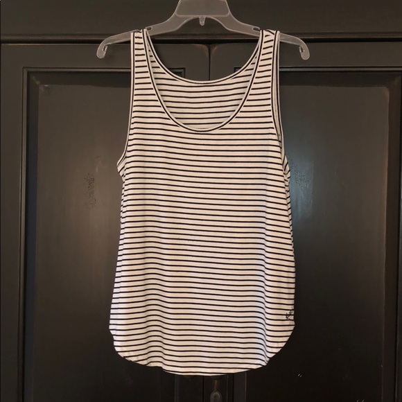 Kavu Tops - 🖤 Kavu Black and White Striped Tank 🖤